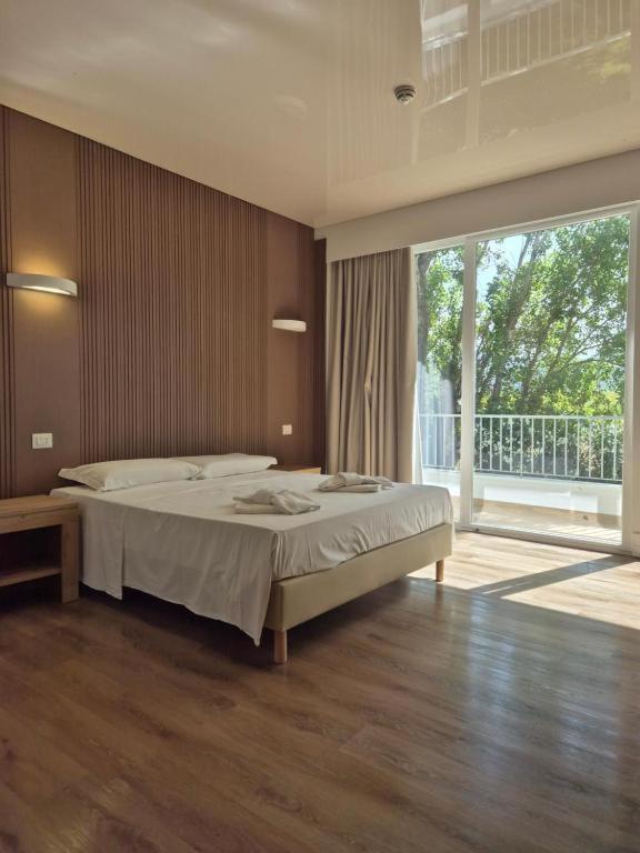 Suite Hotel Dominicus Grisolia Eksteriør billede